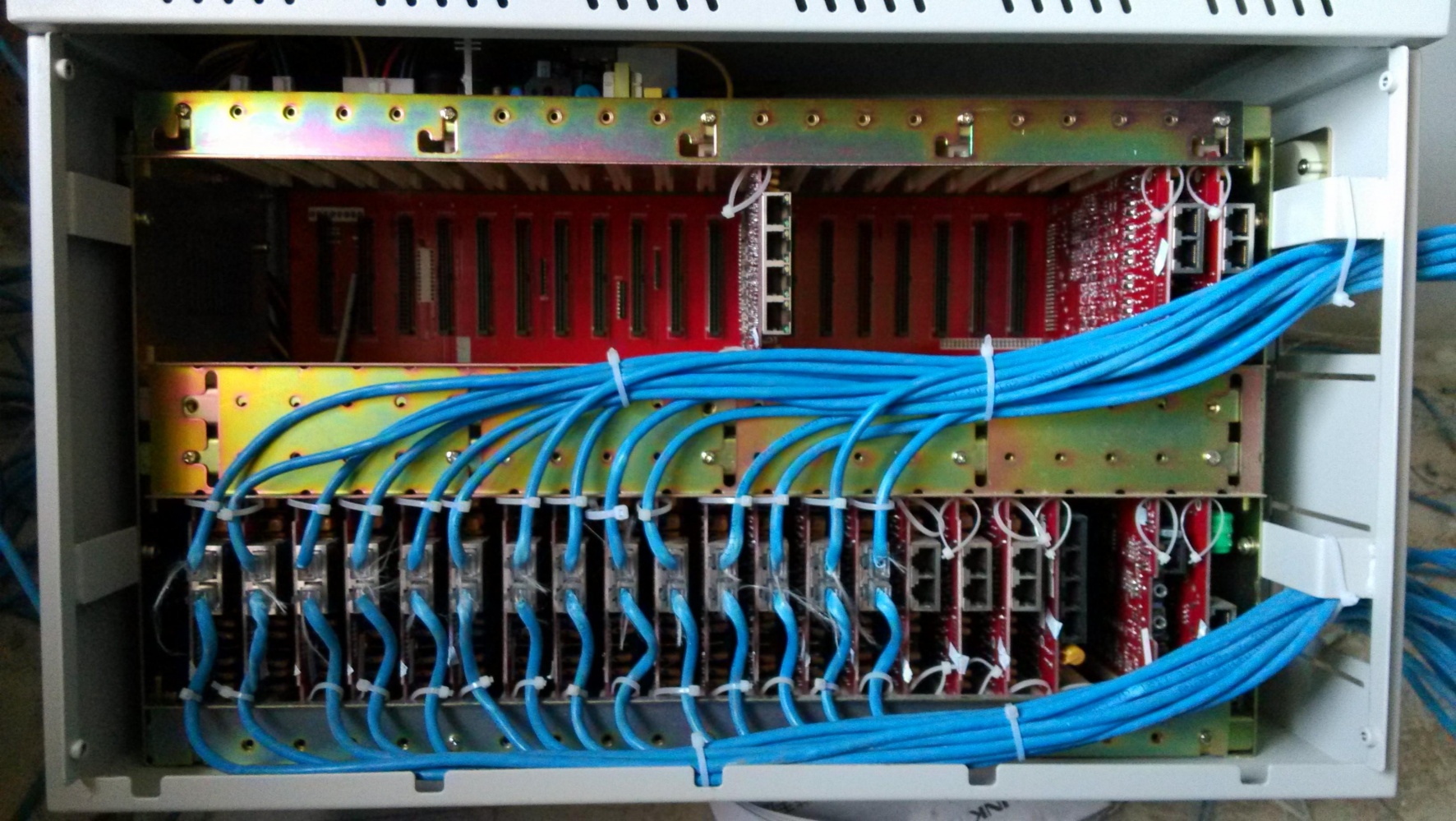 其海外工商业储能系统出货量位列全球第三