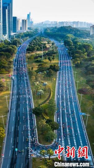 2024莞马在东莞开跑：16个特色跑团吸睛，展现包