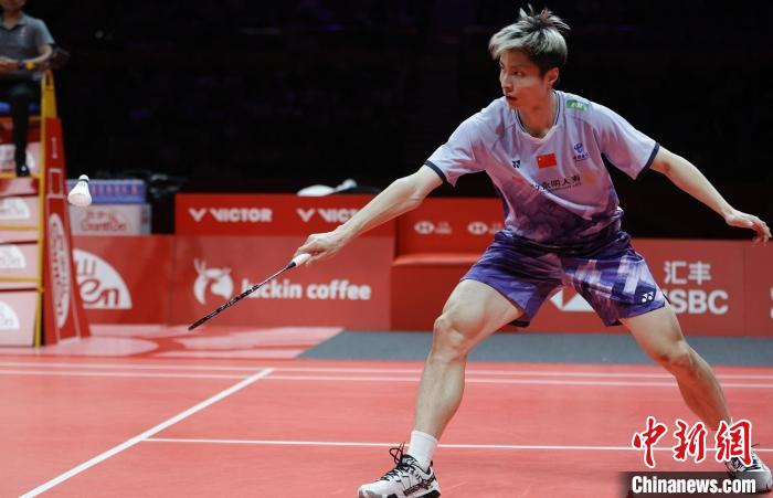 汇丰世界羽联总决赛半决赛落幕：石宇奇2-0击败