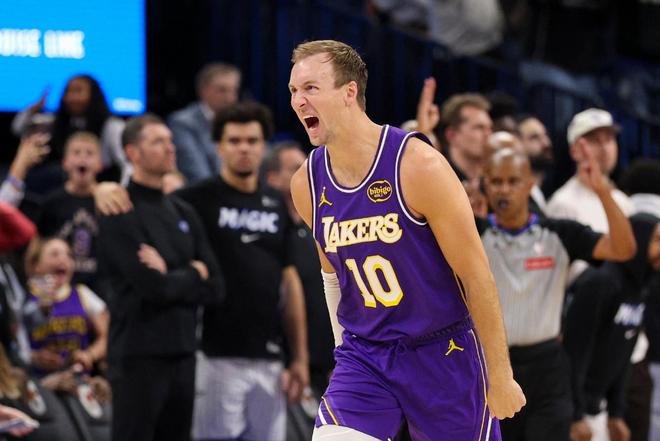 肯纳德绝杀救主！湖人三巨头盛赞其逆境爆发力